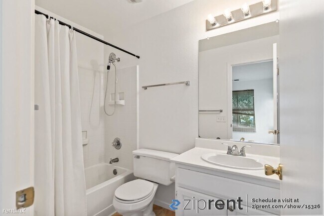 Building Photo - 3 br, 2.5 bath House - 436 Knollcrest Aven...