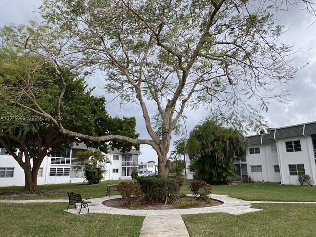 Building Photo - 6501 Winfield Blvd