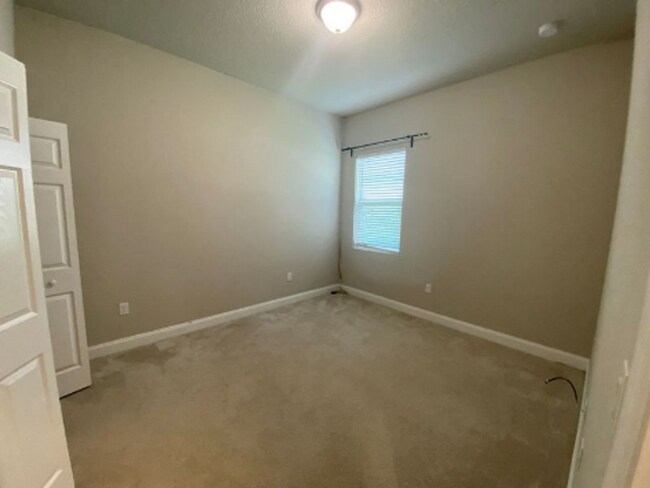 Building Photo - 3 Bedroom 2 Bath Home in Ormond Beach for RENT!