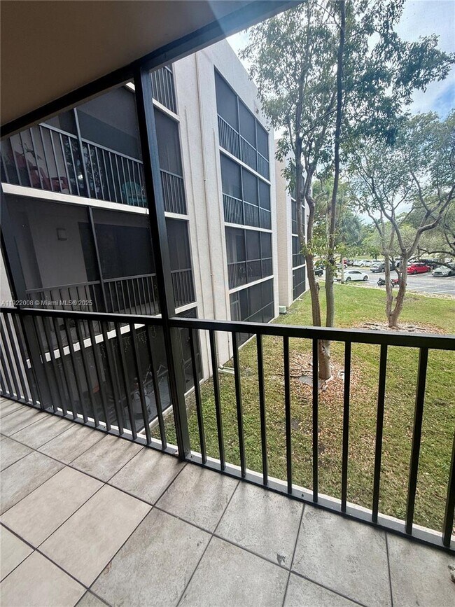 Building Photo - 8760 SW 133rd Avenue Rd