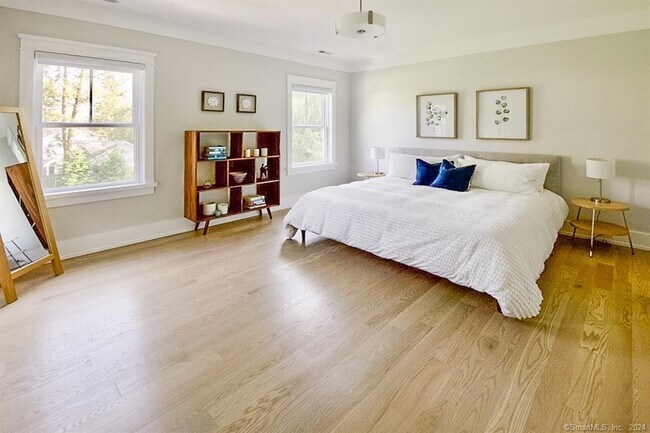 Building Photo - 17 Stony Brook Rd