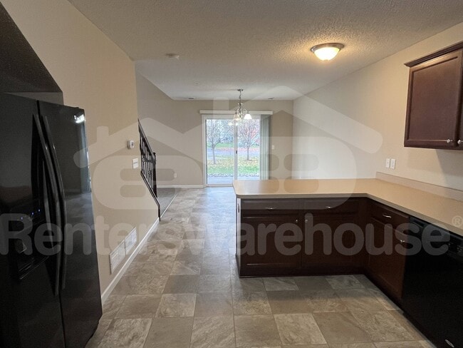 Building Photo - 6953 99th Ct S