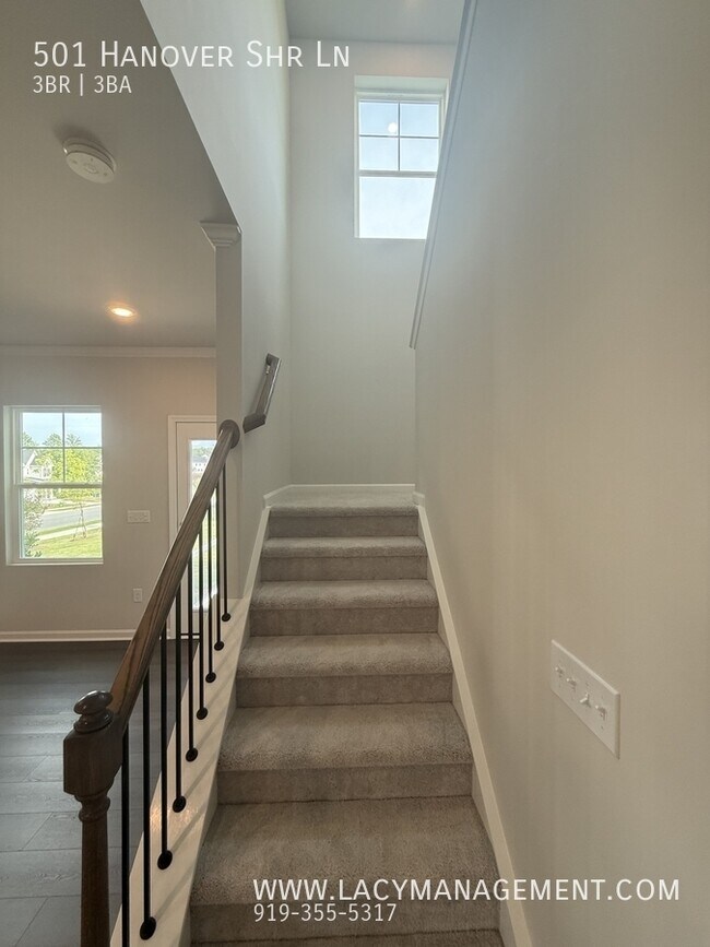 Building Photo - 501 Hanover Shr Ln
