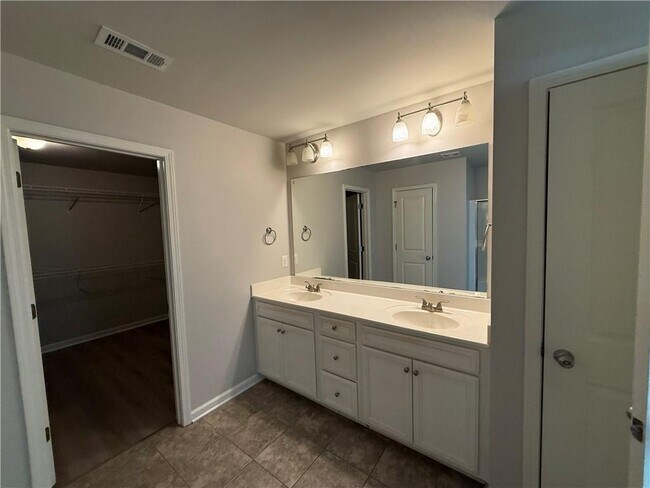 Building Photo - 4525 Havenwood Pl