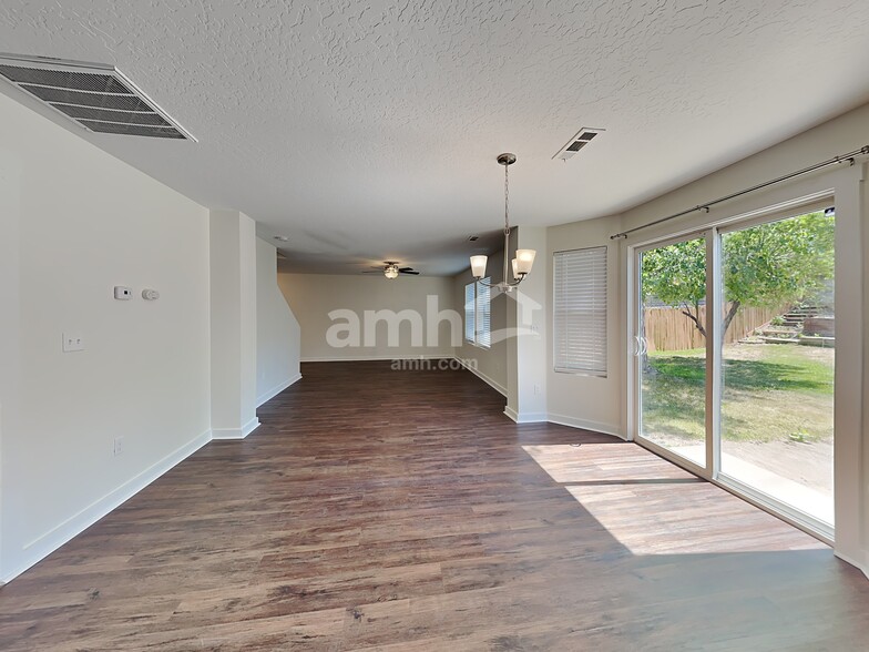 Building Photo - 16397 Jewel Way