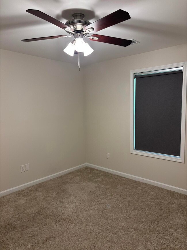 Building Photo - 2185 Stillpointe Dr