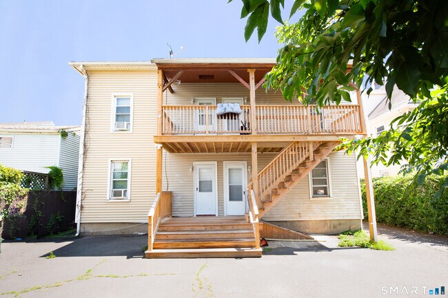 Building Photo - 157 Sage Ave