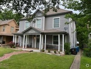 Building Photo - 617 W Gandy St