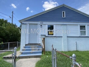 Building Photo - 318 N Sherman Dr