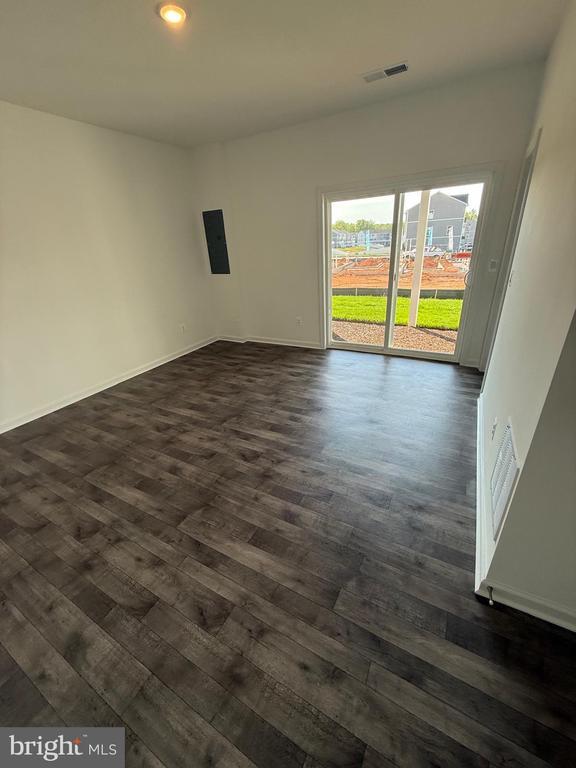 Building Photo - 36106 Wilderness Shores Way