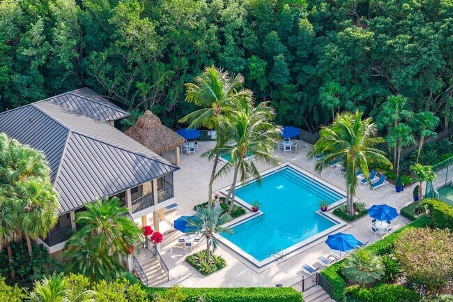 Building Photo - 6204 Paradise Point Dr