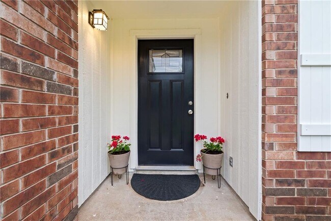 Building Photo - 16708 Chamonix Terrace