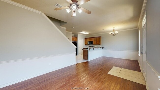 Building Photo - 211 Forest Dr Loop