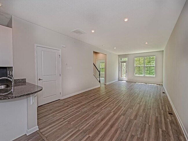 Building Photo - 117 Melinda Ct