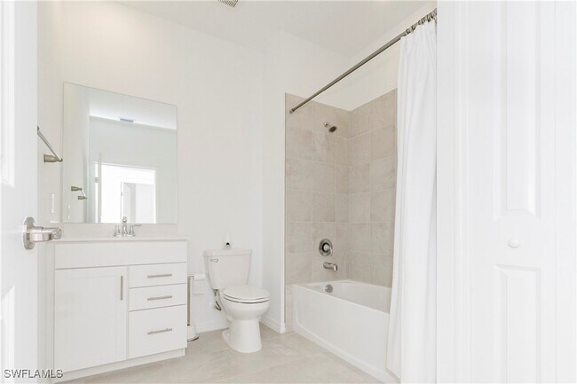Building Photo - 5680 Melbourne Ct
