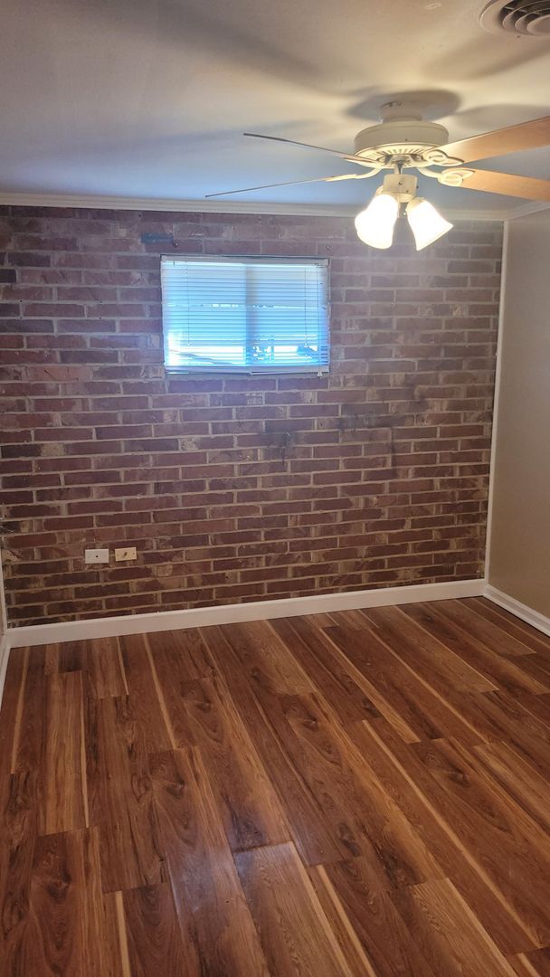 Building Photo - Big House on a Big Fenced Lot on the West Side of Jacksonville