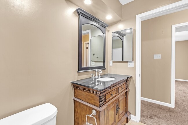Building Photo - 7523 Bavarian Dr
