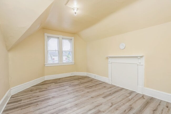 Building Photo - 146 Florida Ave