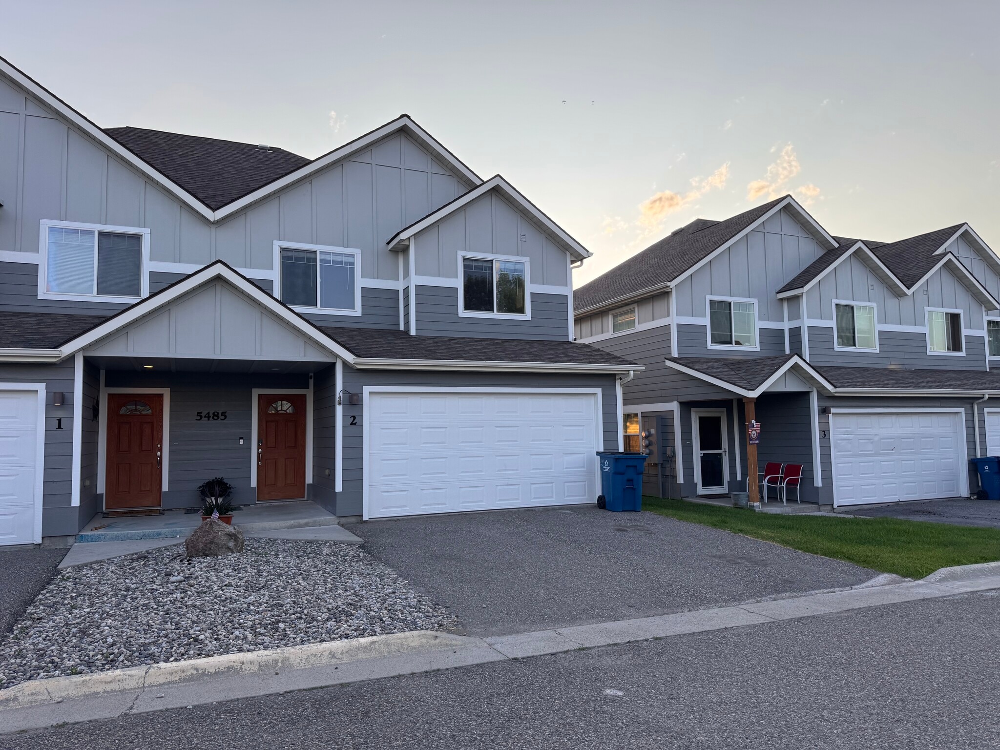 Front - 5485 Glenellen Dr
