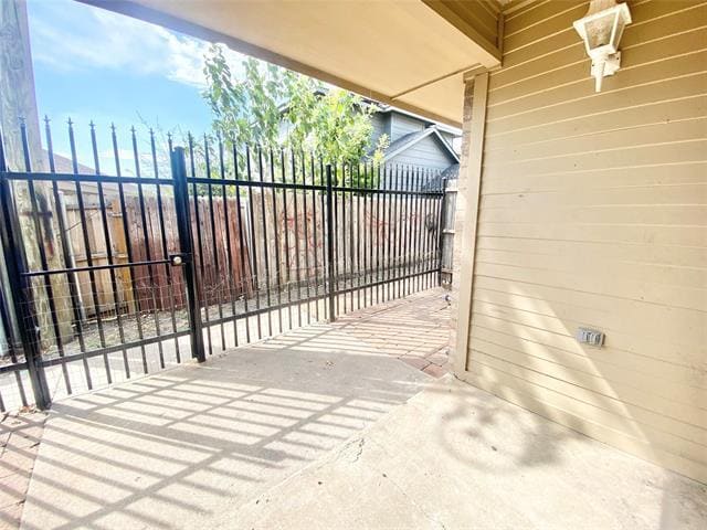 Building Photo - 8001 Rothington Rd