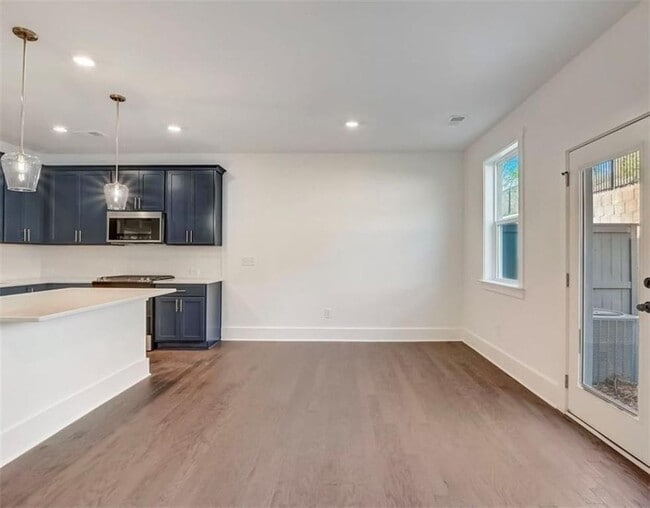 Building Photo - 1632 Gunnin Trce NW