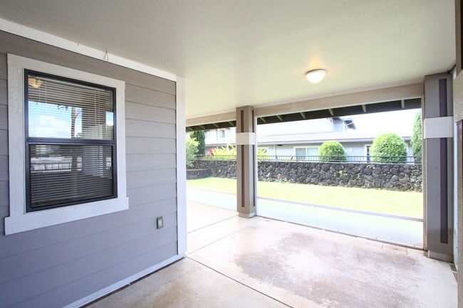 Building Photo - Mililani Mauka