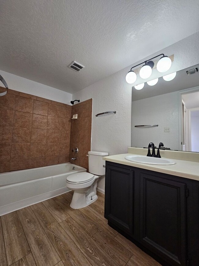 Building Photo - 1 Bedroom Condo - Old Town Scottsdale/ASU ...