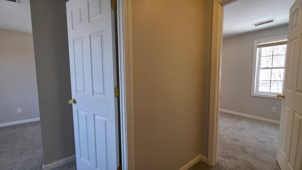 Building Photo - 1 Rosamond St