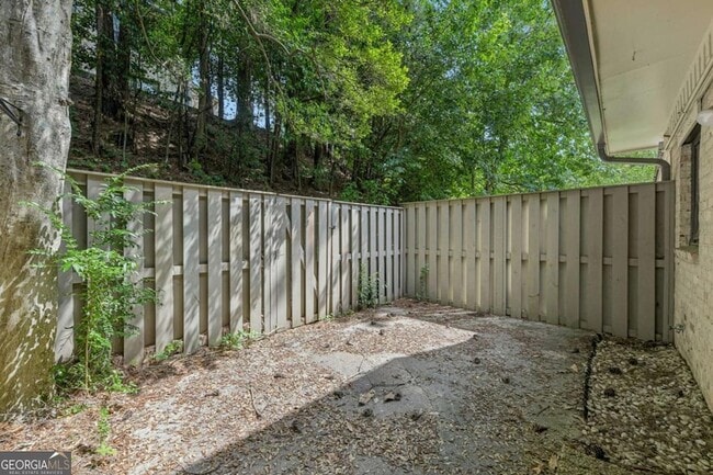 Building Photo - 98 La Rue Pl NW