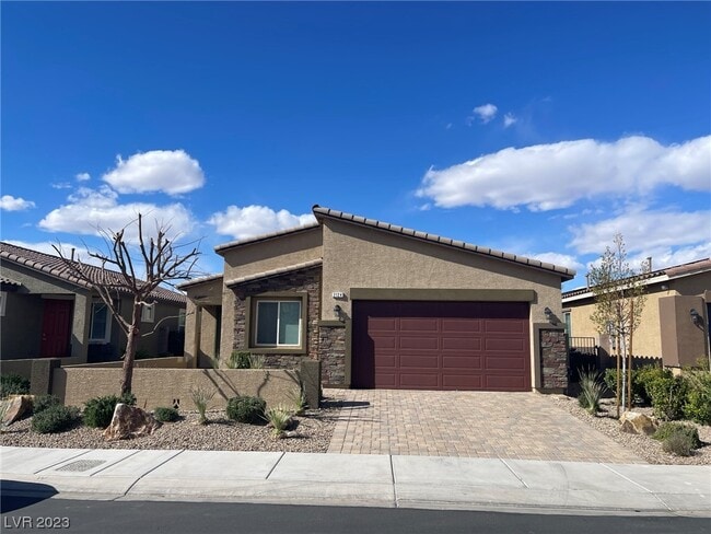 Primary Photo - 2124 Del Aqua Ave