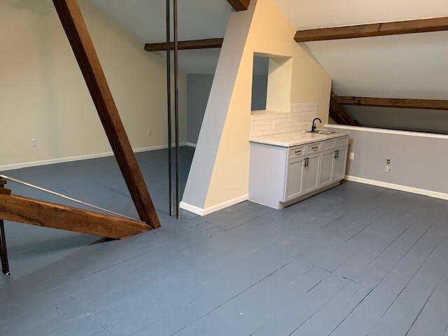 Building Photo - 44 Broadway