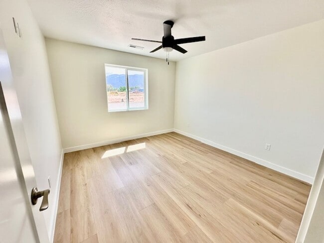Building Photo - Brand New 3 bedroom- 2 bath Single Family ...
