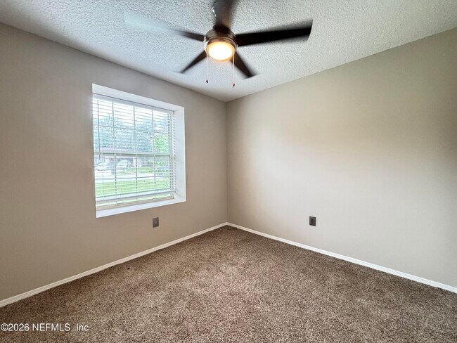 Building Photo - 1270 Tahoe Ct