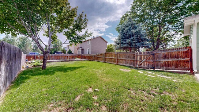 Building Photo - 821 Benson Ln