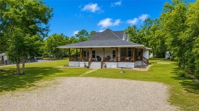 Building Photo - 6687 W 7 Rivers Dr
