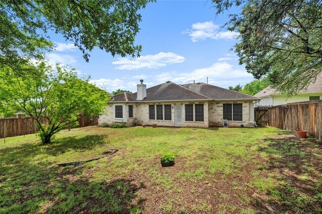 Building Photo - 1212 Shannon Oaks Trail