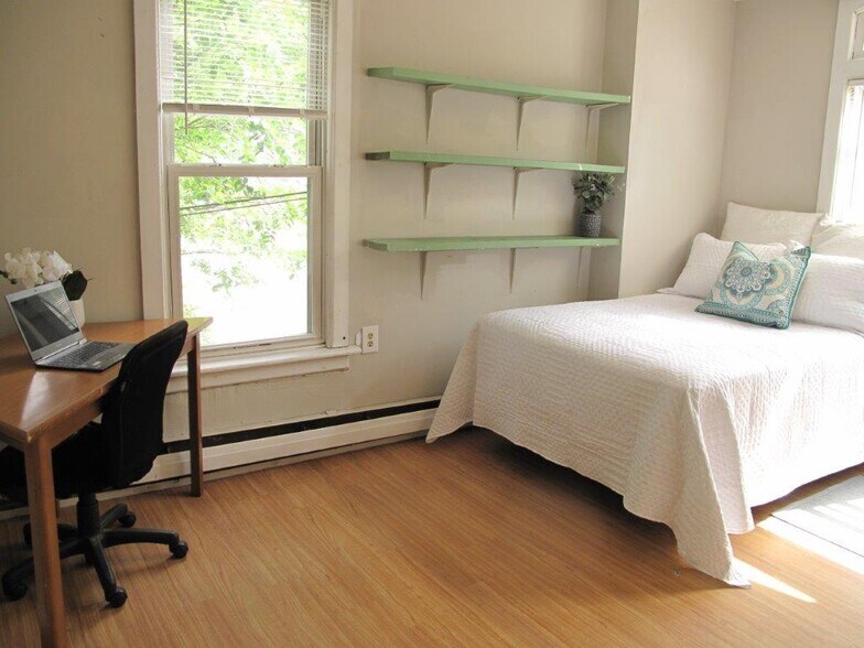 Building Photo - 226 Eddy St