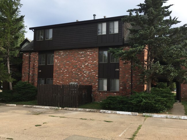 Evergreen Apartments - Manhattan, KS | Apartment Finder