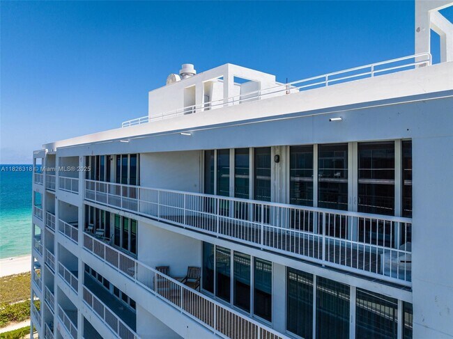 Building Photo - 9341 Collins Ave