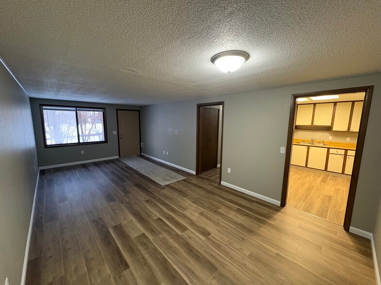 Building Photo - 310 S Pike St