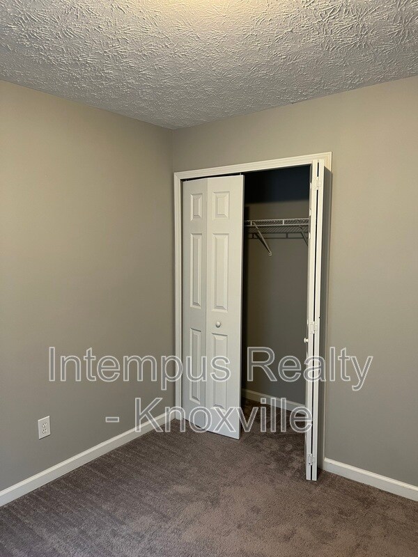 Building Photo - 7361 Carowinds Ln