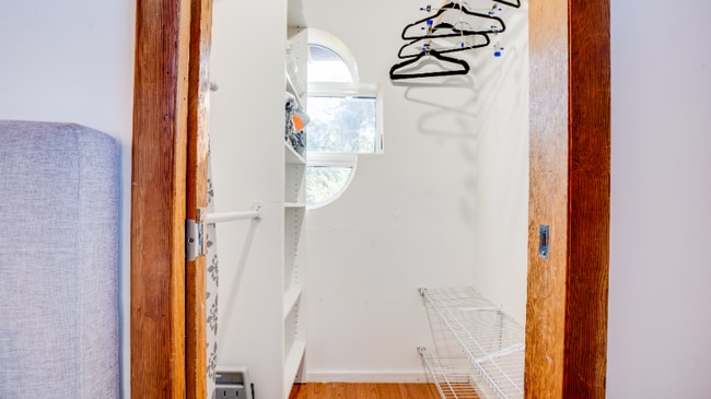 Building Photo - 33 SW 18th Terrace