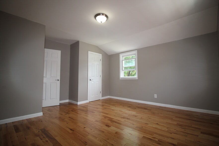 Primary Bedroom - 209 Tibbetts Rd