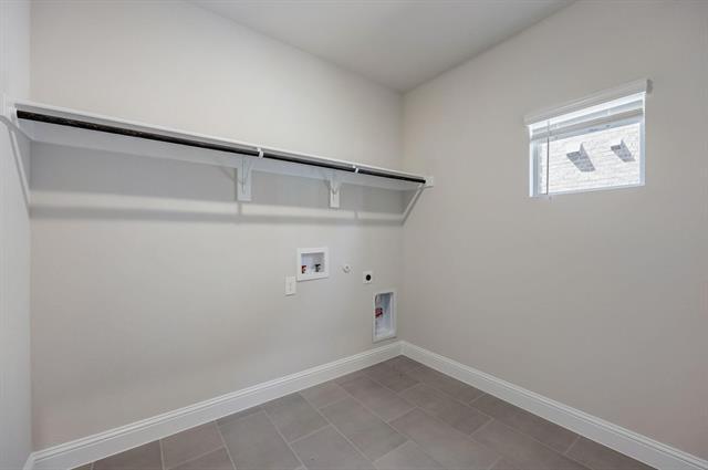 Building Photo - 1110 Mahogany Dr