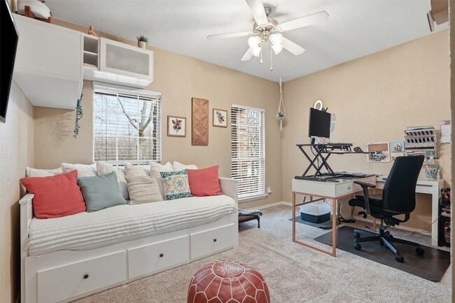 Building Photo - 7258 Summit Parc Dr