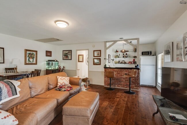 Building Photo - 4309 Scottsdale Ln