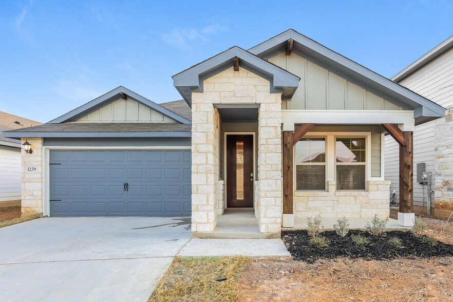 Building Photo - 1239 William Crst