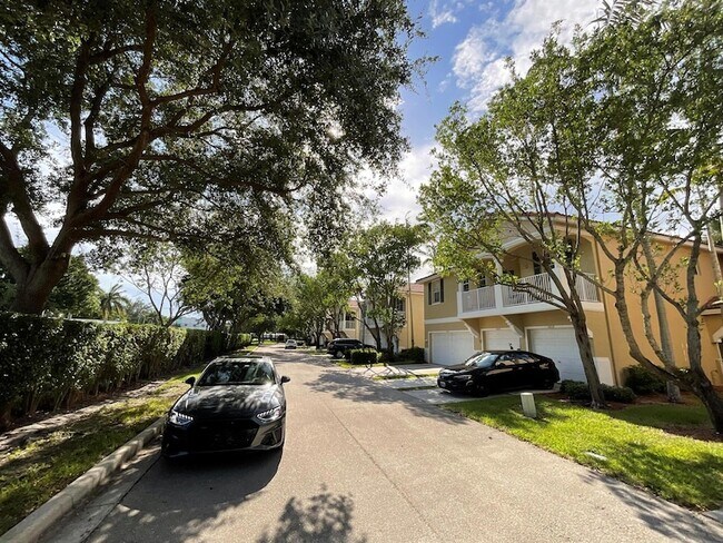 Building Photo - 4808 W Bexley Park Dr