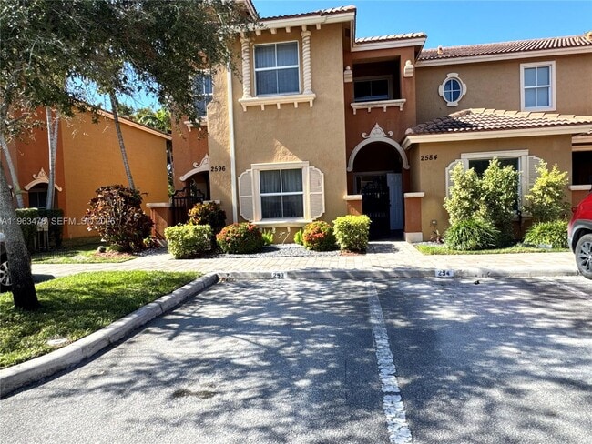 Building Photo - 2584 SW 122nd Terrace