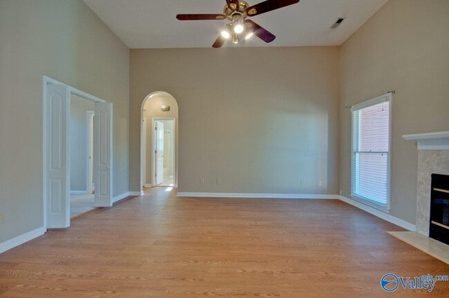 Building Photo - 97 S Interlaken Dr